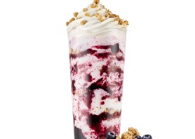 Premium Shake Blueberry Crumble
